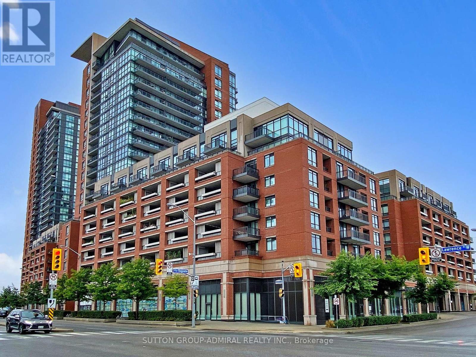 2017 - 800 LAWRENCE AVENUE W, Toronto, Ontario