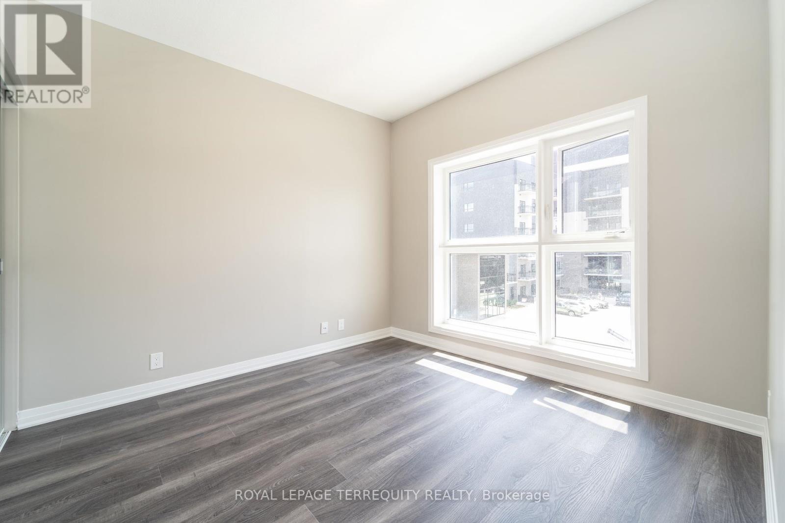 303 - 102 Grovewood Common, Oakville, Ontario  L6H 0X2 - Photo 15 - W12448192