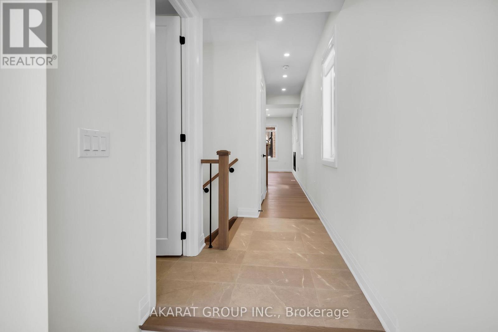 91 Bezel Lane, Oakville, Ontario  L6M 5S6 - Photo 6 - W12448199