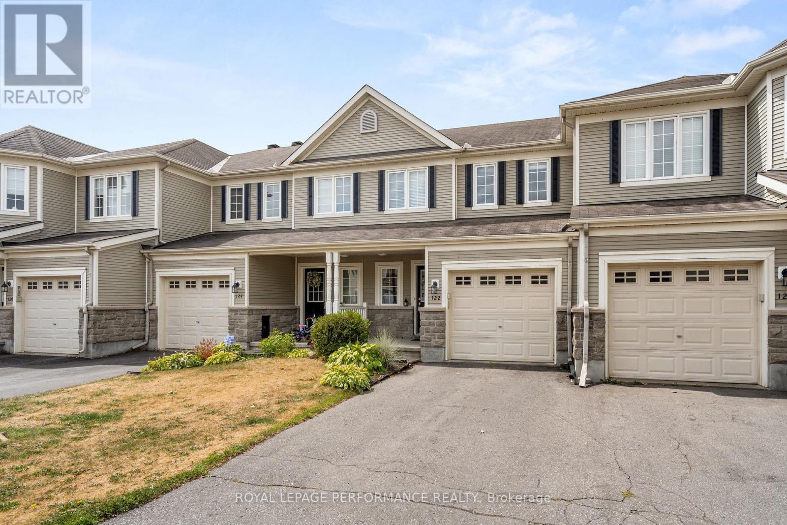 122 OSNABROOK PRIVATE, Ottawa, Ontario