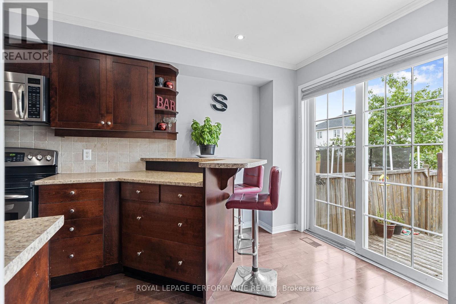 122 Osnabrook Private, Ottawa, Ontario  K2J 0G8 - Photo 16 - X12448220