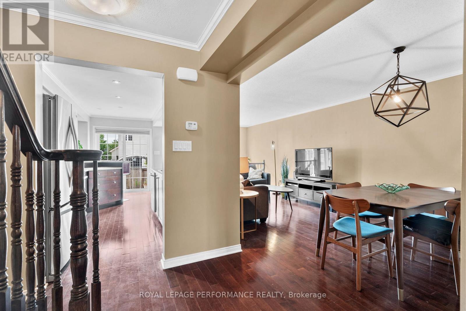 122 Osnabrook Private, Ottawa, Ontario  K2J 0G8 - Photo 6 - X12448220