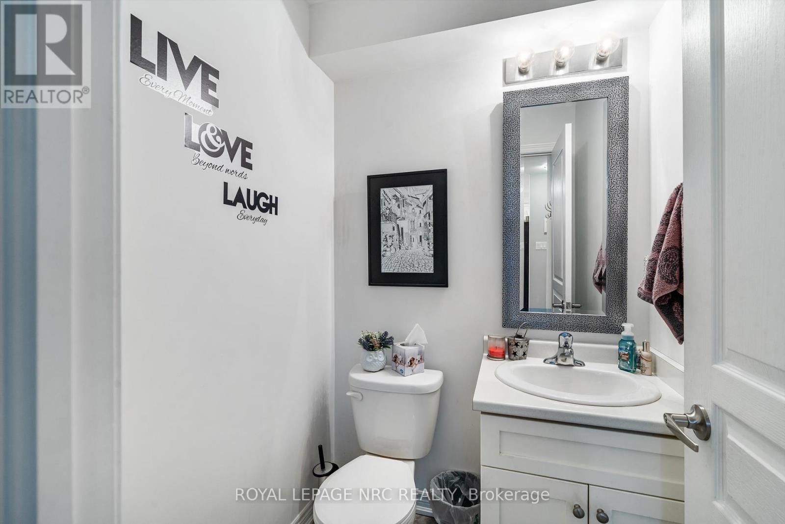 66 Oliver Lane, St. Catharines, Ontario  L2P 0E4 - Photo 18 - X12448221