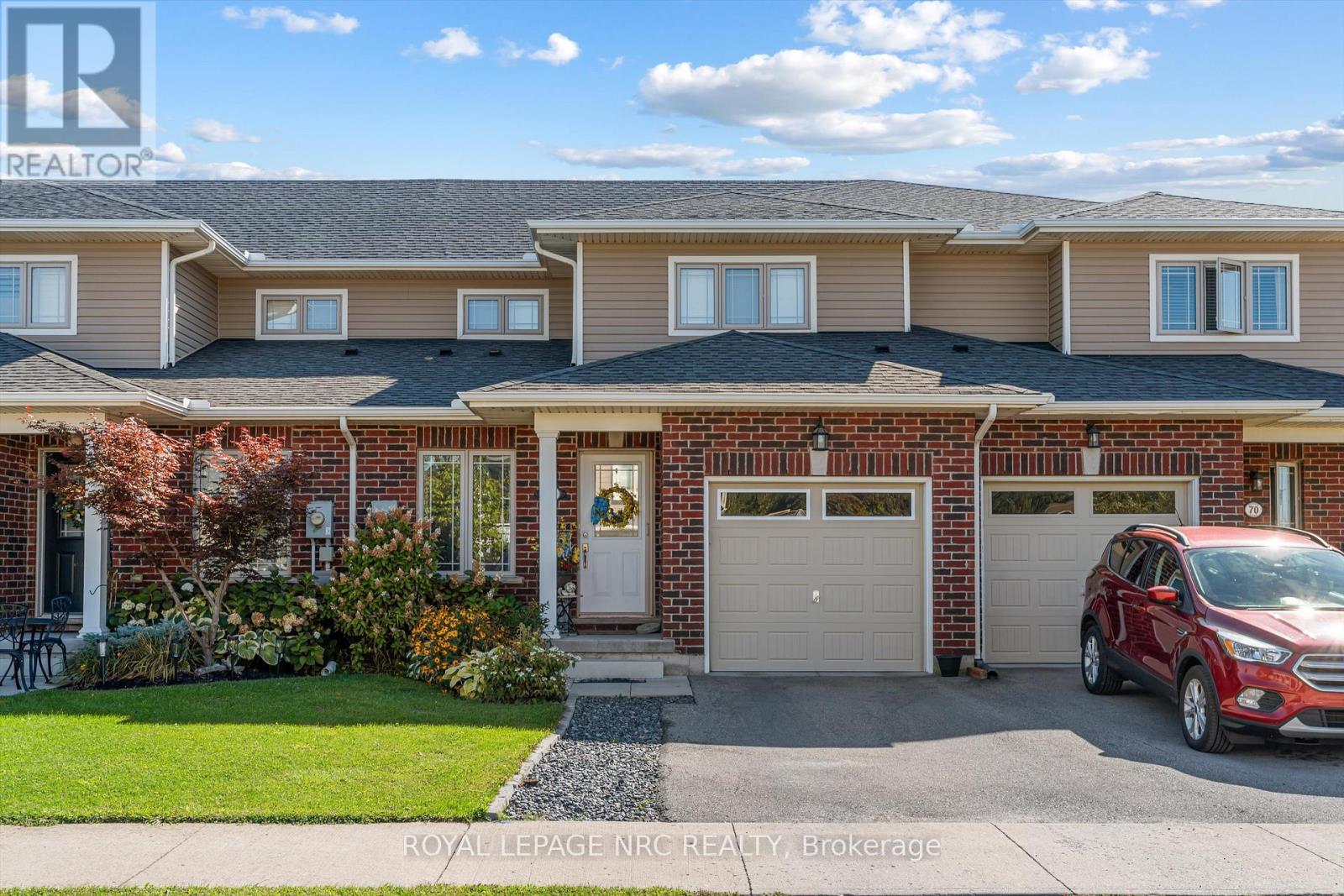 66 Oliver Lane, St. Catharines, Ontario  L2P 0E4 - Photo 2 - X12448221