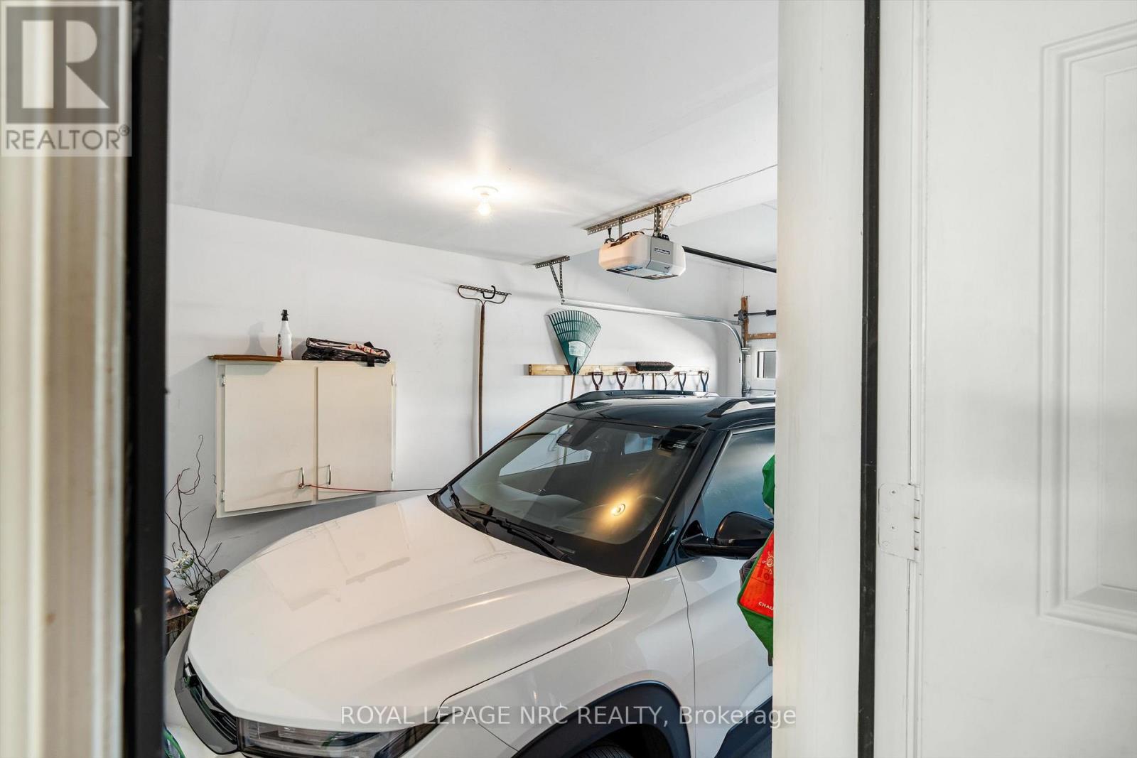 66 Oliver Lane, St. Catharines, Ontario  L2P 0E4 - Photo 24 - X12448221