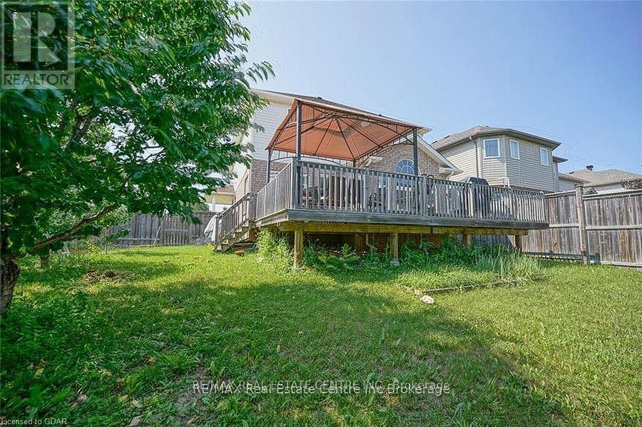 39 Mcarthur Drive, Guelph (Pineridge/westminster Woods), Ontario  N1L 1S2 - Photo 27 - X12448177