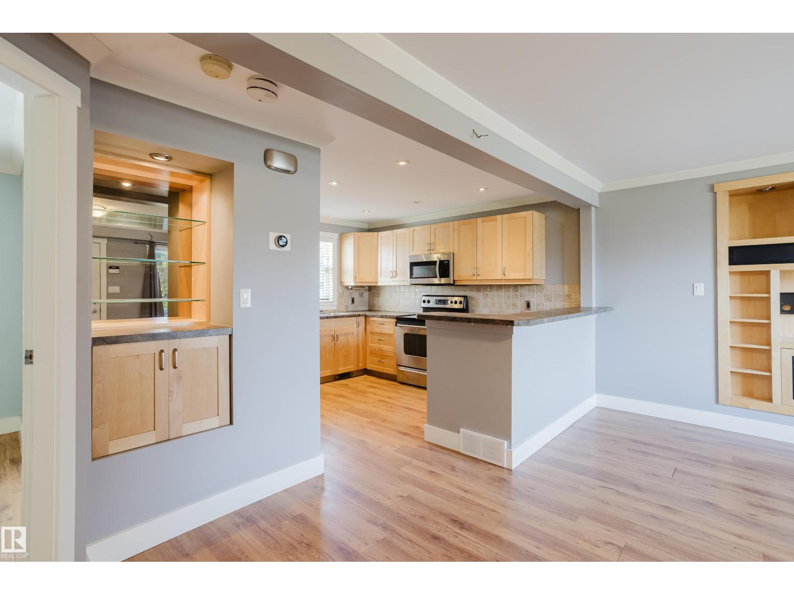 9727 161 St Nw, Edmonton, Alberta  T5P 3H3 - Photo 13 - E4459585