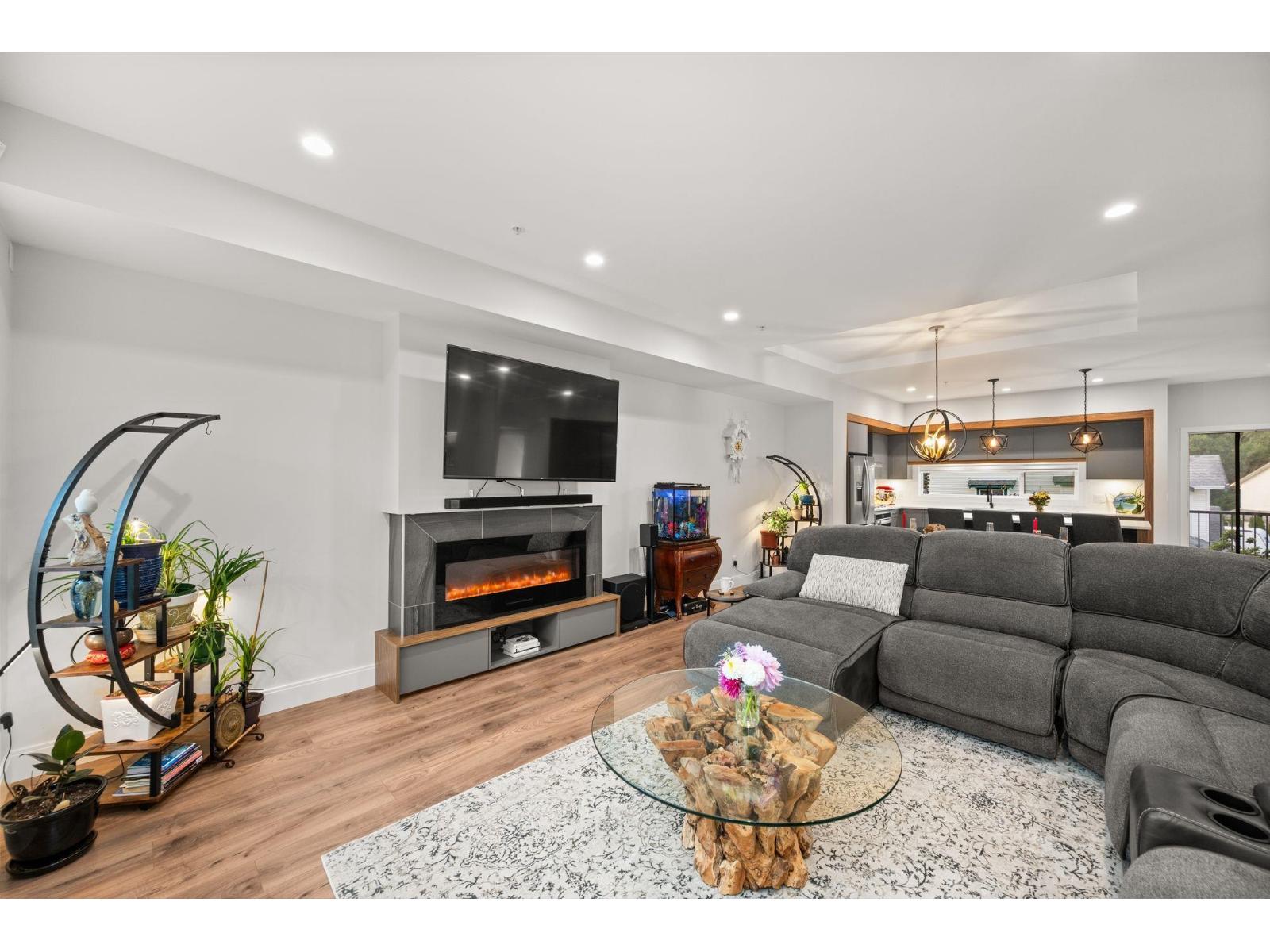 22 33209 Cherry Avenue, Mission, British Columbia  V2V 0G8 - Photo 8 - R3055722