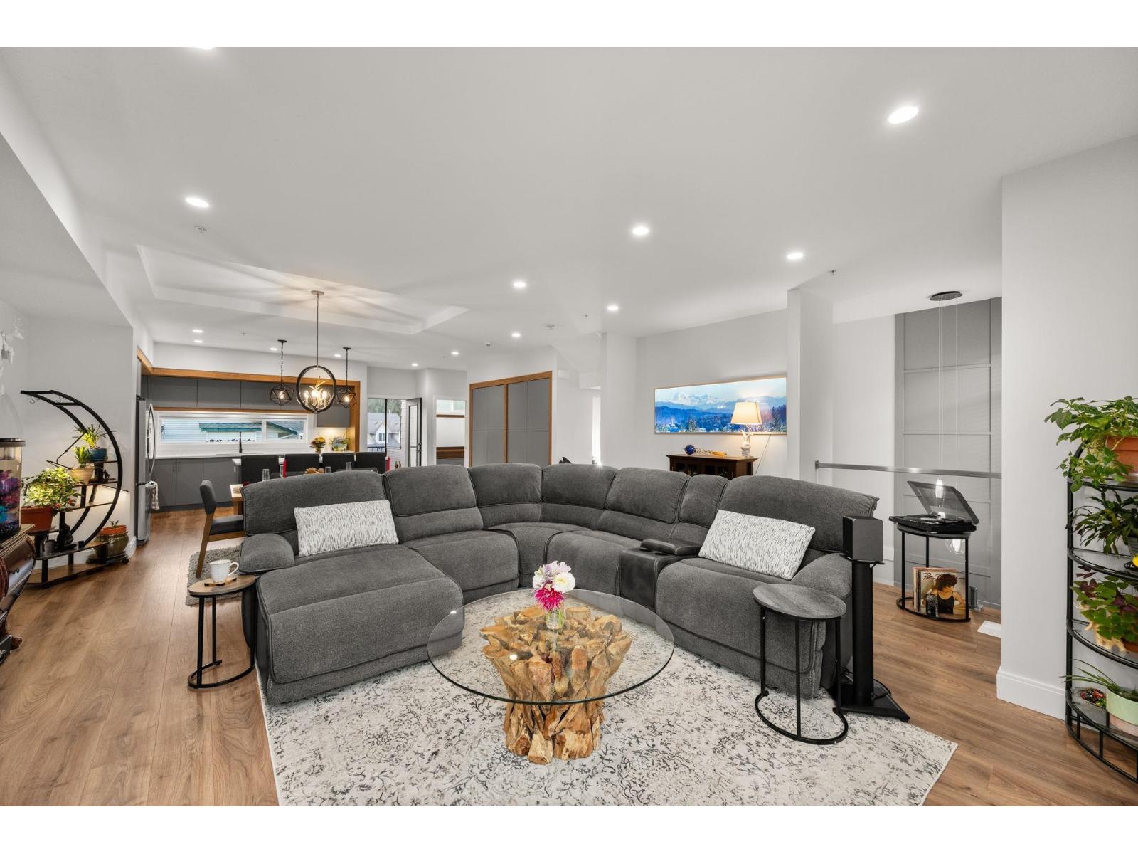 22 33209 Cherry Avenue, Mission, British Columbia  V2V 0G8 - Photo 7 - R3055722