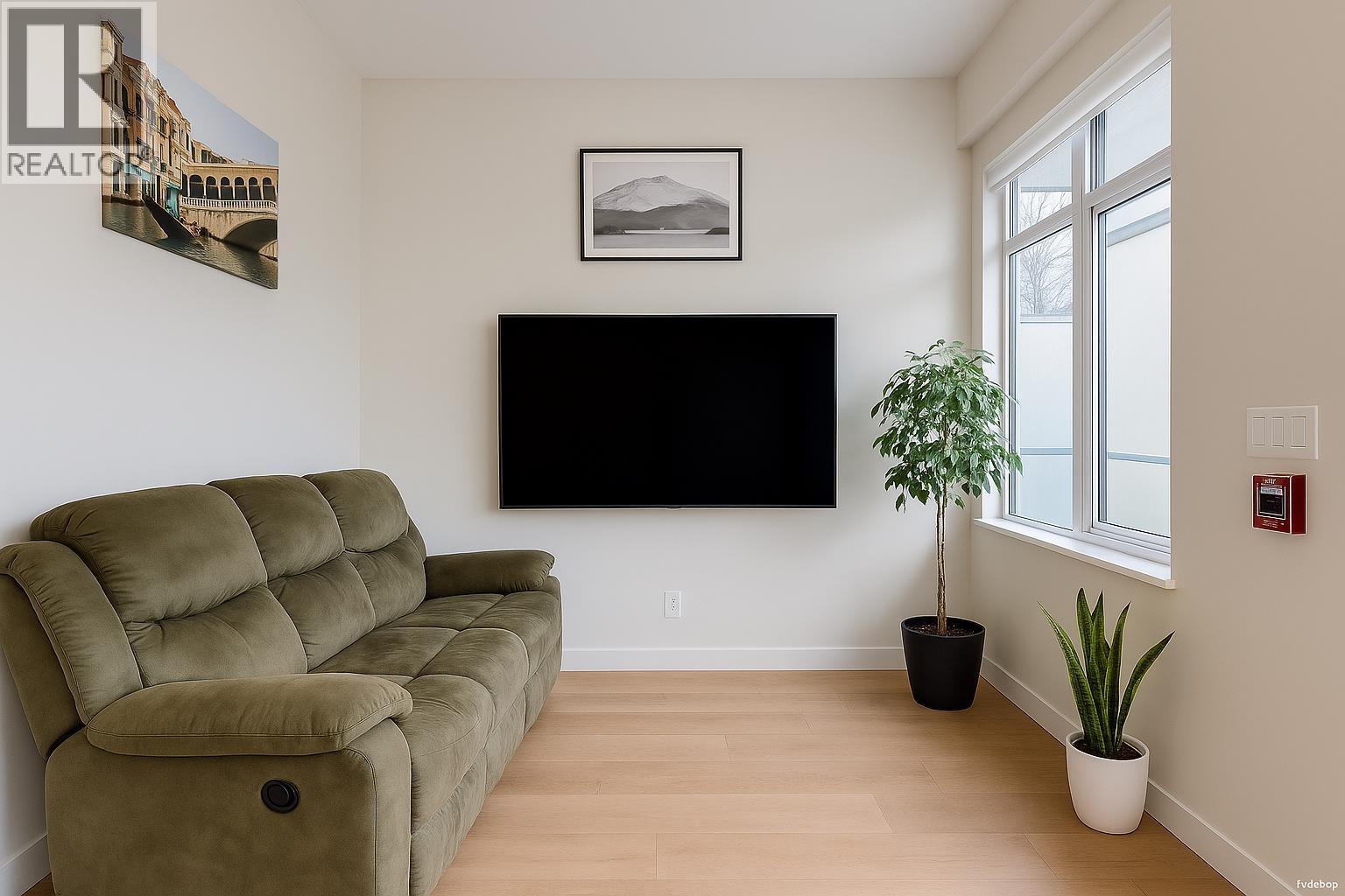 102 3588 Sawmill Crescent, Vancouver, British Columbia  V5S 0H5 - Photo 8 - R3055542