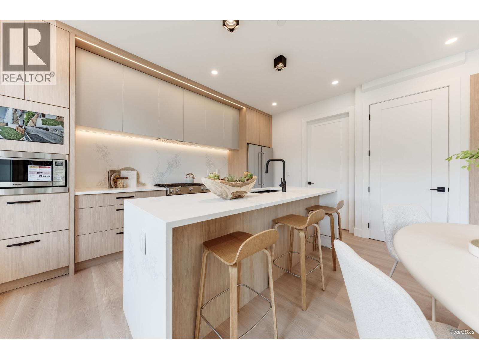 2 3121 E 46th Avenue, Vancouver, British Columbia  V5S 1B1 - Photo 11 - R3055839