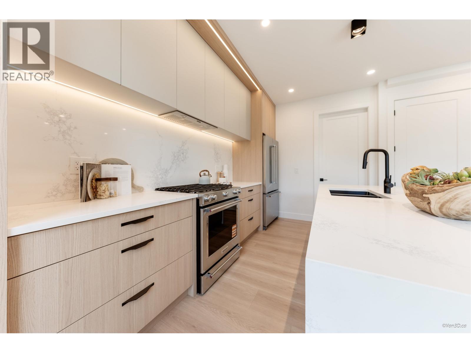 2 3121 E 46th Avenue, Vancouver, British Columbia  V5S 1B1 - Photo 6 - R3055839