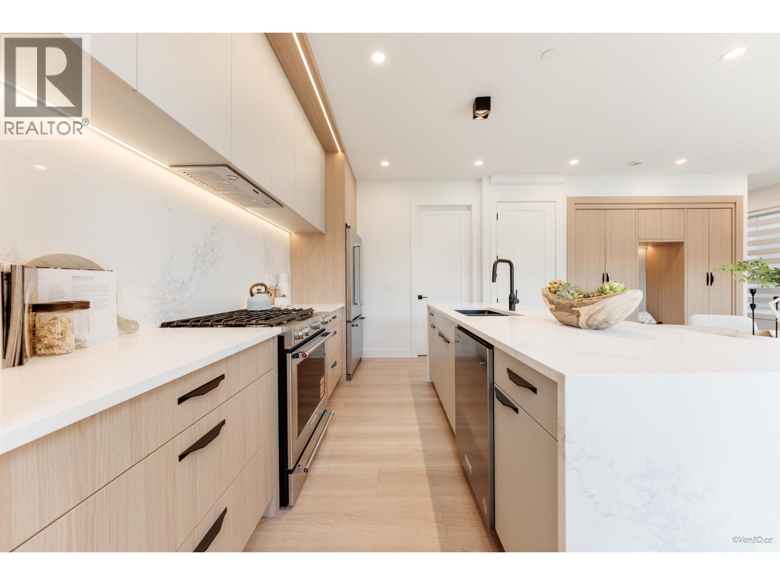 2 3121 E 46th Avenue, Vancouver, British Columbia  V5S 1B1 - Photo 5 - R3055839
