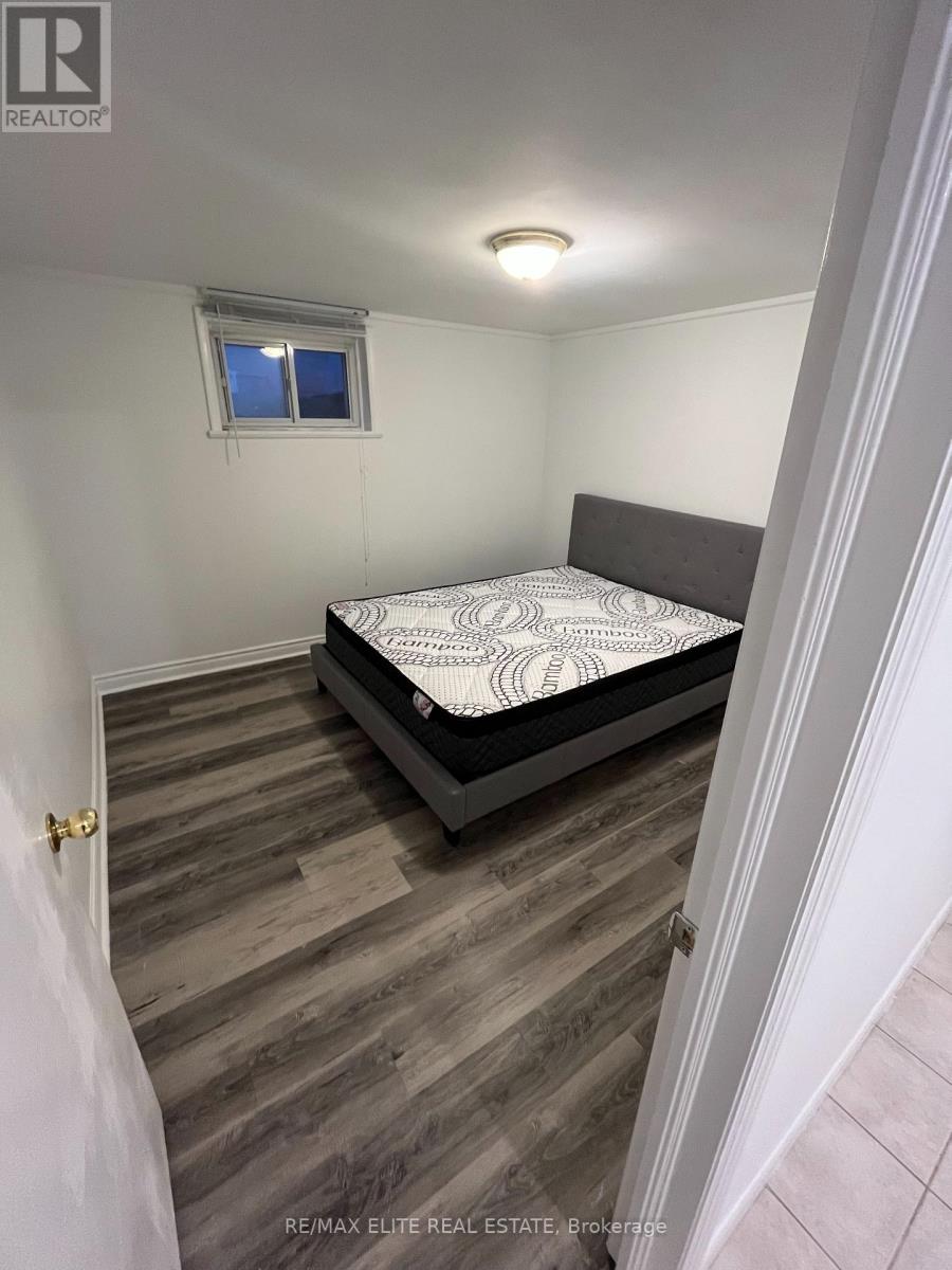 Main Unit ( Bst & Upper) - 16 Cartier Crescent, Richmond Hill, Ontario  L4C 2N1 - Photo 2 - N12444862