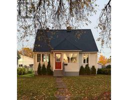 40 Bowman Avenue, Kapuskasing, Ca