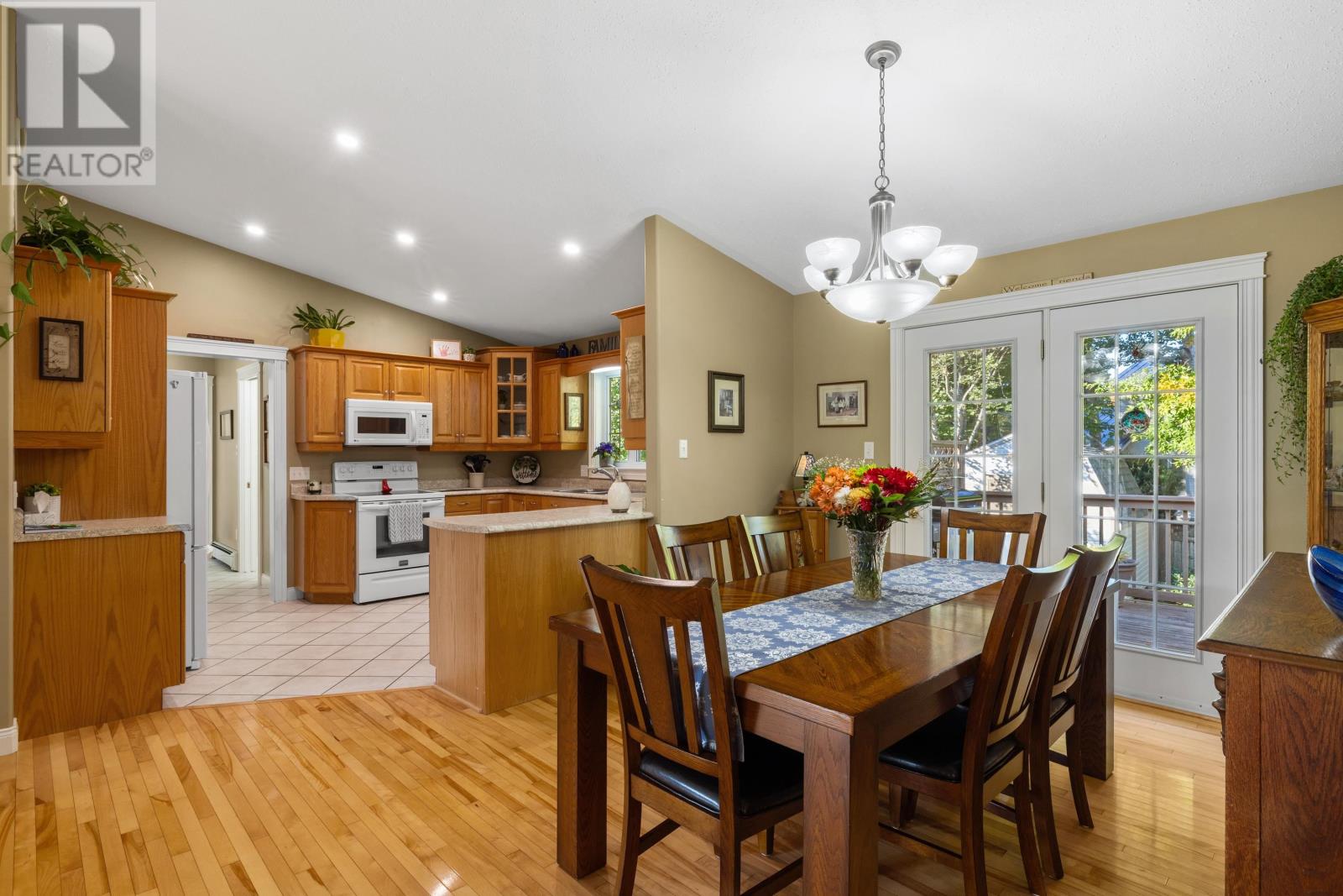 242 Colin Avenue, Summerside, Prince Edward Island  C1N 5W5 - Photo 11 - 202525260