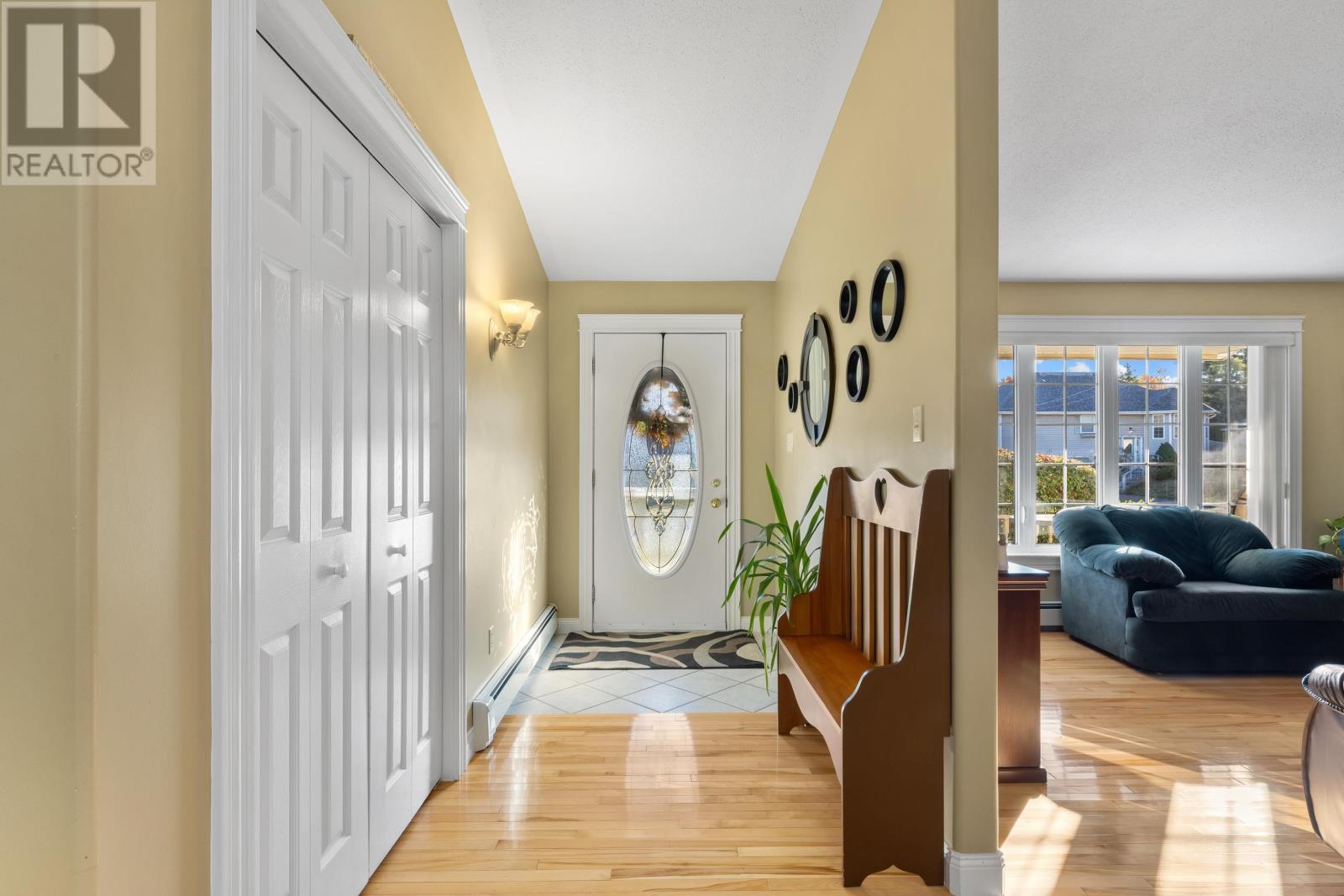 242 Colin Avenue, Summerside, Prince Edward Island  C1N 5W5 - Photo 5 - 202525260
