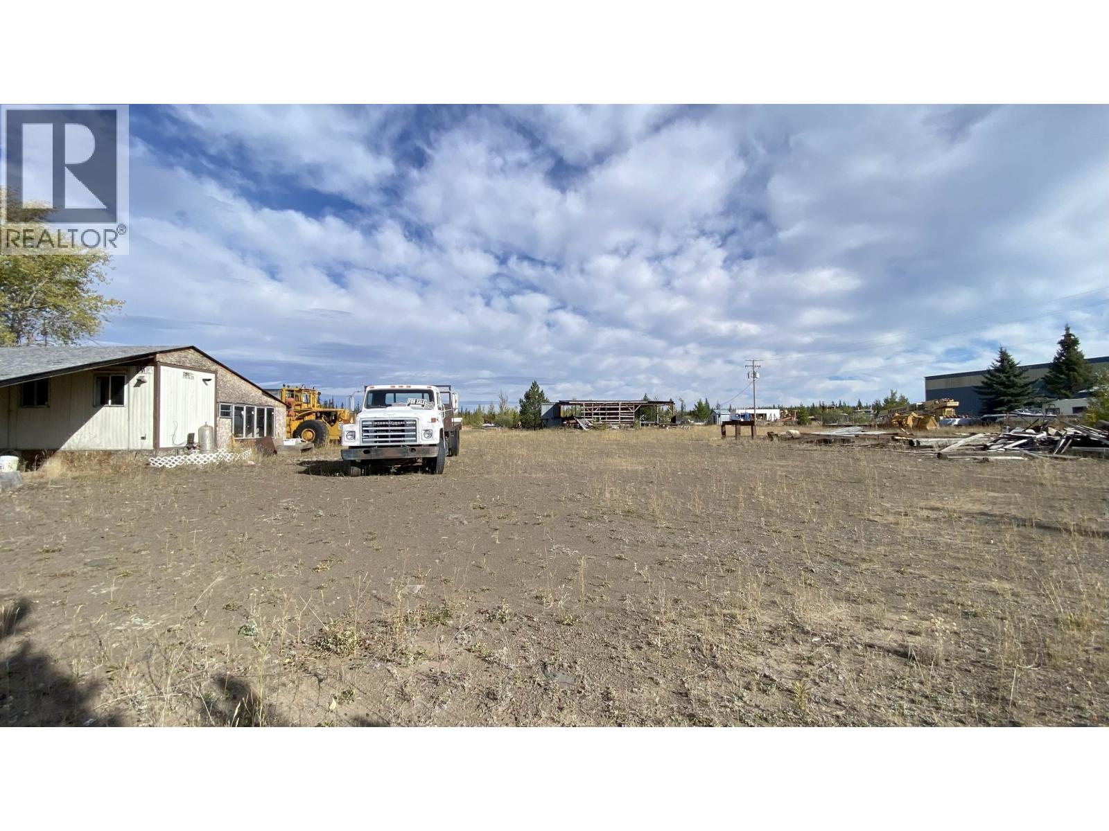 5409 Industrial Flats Road, 100 Mile House, British Columbia  V0K 2E2 - Photo 9 - R2889185