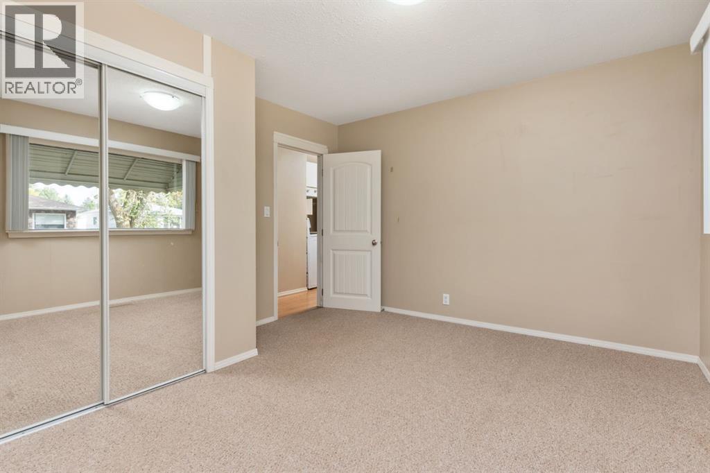 5227 48 Street, Camrose, Alberta  T4V 1M2 - Photo 8 - A2261105