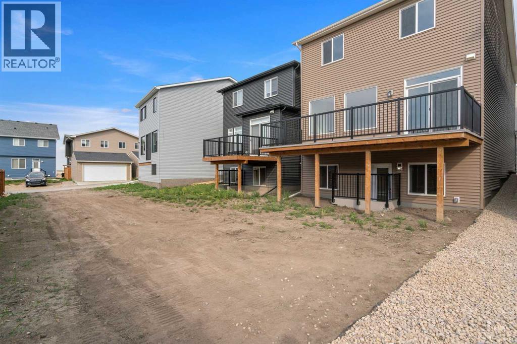 31 Lucas Passage Nw, Calgary, Alberta  T3P 1Z4 - Photo 48 - A2256280