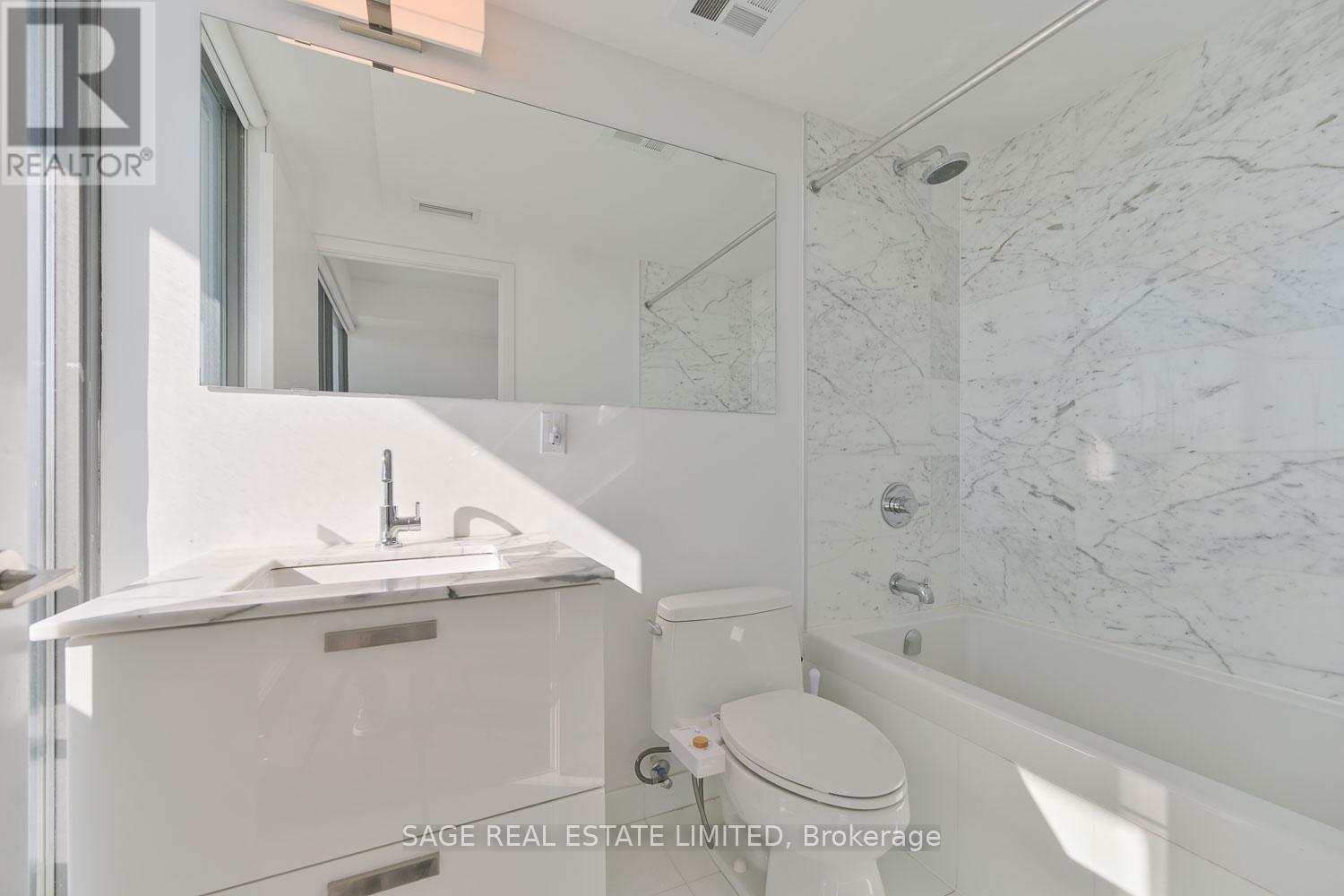 Lph02 - 1815 Yonge Street, Toronto, Ontario  M4T 2A4 - Photo 15 - C12448206