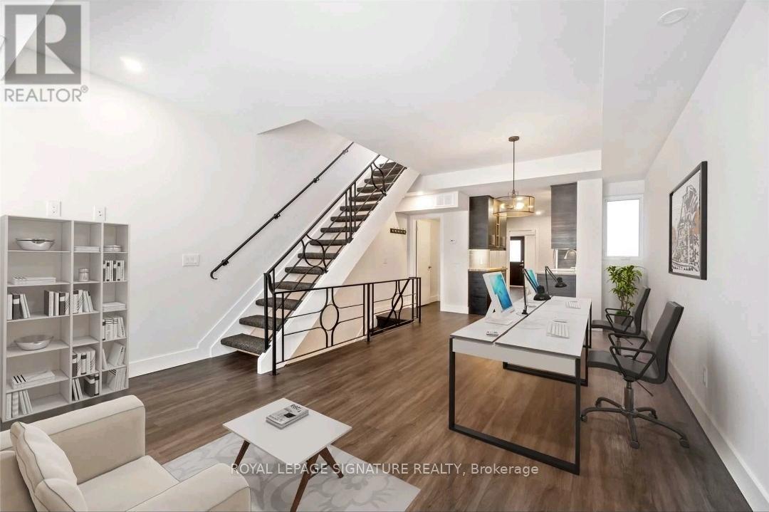 UPPER - 532 RICHMOND STREET W, Toronto, Ontario