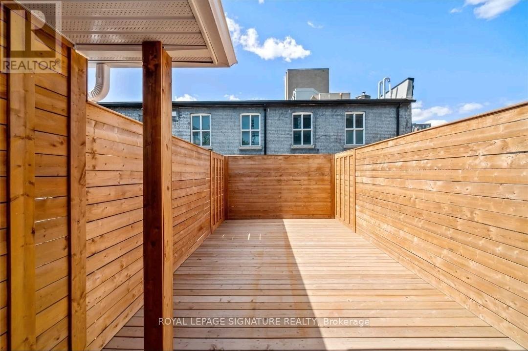 Upper - 532 Richmond Street W, Toronto, Ontario  M5V 1Y4 - Photo 7 - C12448208