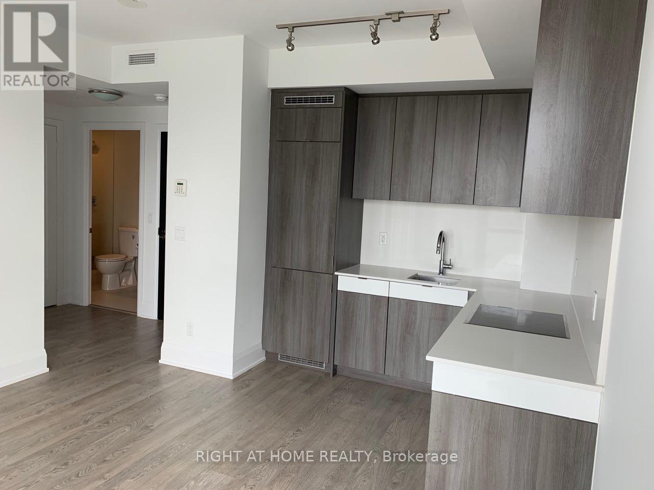 1908 - 101 Erskine Avenue, Toronto, Ontario  M4P 0C5 - Photo 5 - C12448213