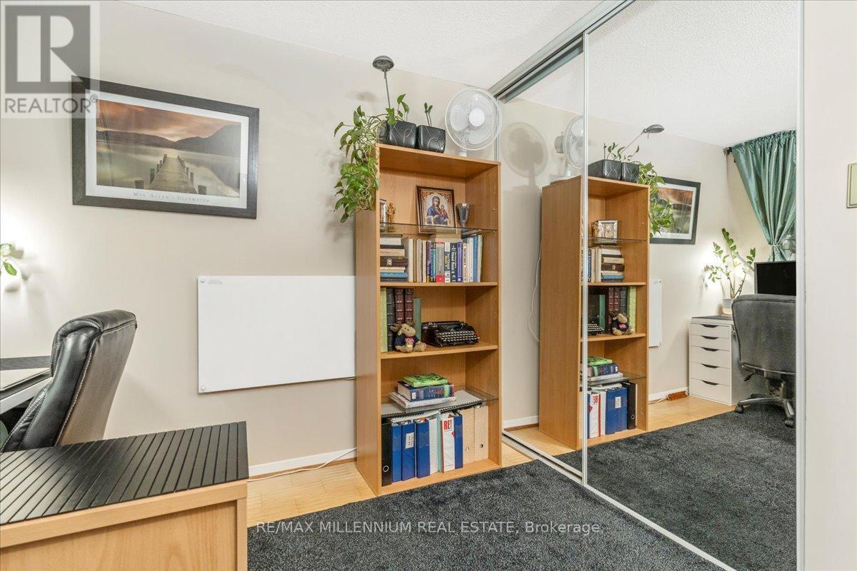 14 - 25 Pebble Byway, Toronto (Hillcrest Village), Ontario  M2H 3J6 - Photo 15 - C12448224
