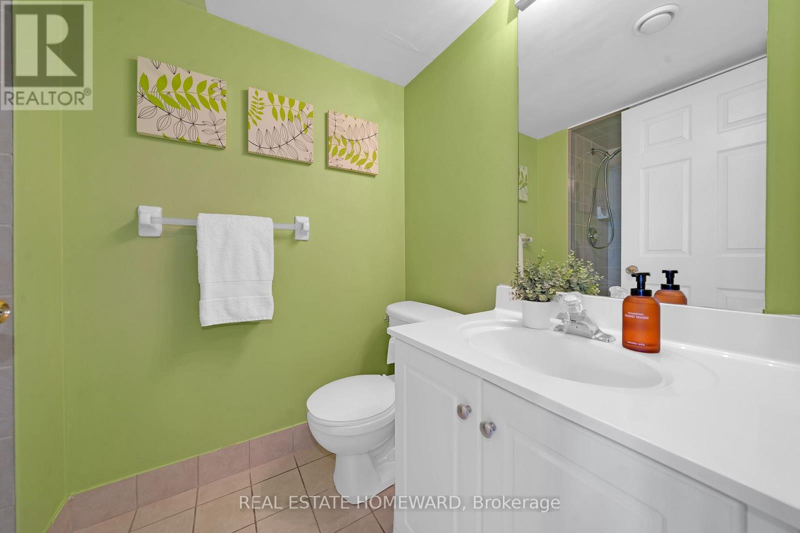 812 - 1720 Eglinton Avenue E, Toronto, Ontario  M4A 2X8 - Photo 12 - C12448239