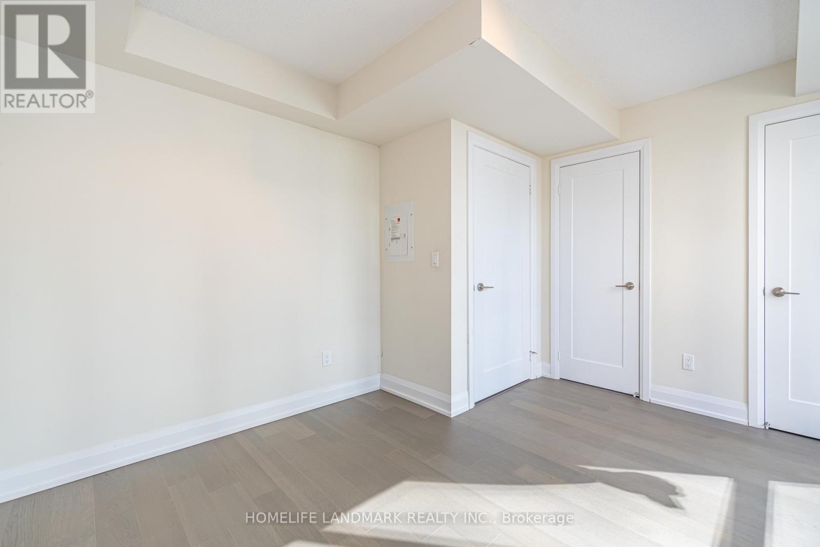 Th12 - 18 Graydon Hall Drive, Toronto, Ontario  M3A 0A4 - Photo 16 - C12448242