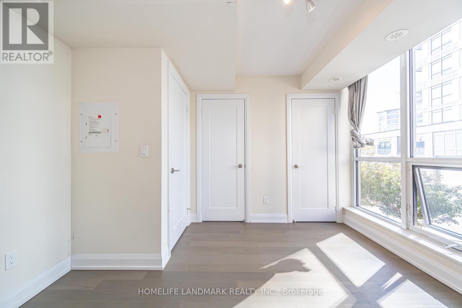Th12 - 18 Graydon Hall Drive, Toronto, Ontario  M3A 0A4 - Photo 17 - C12448242
