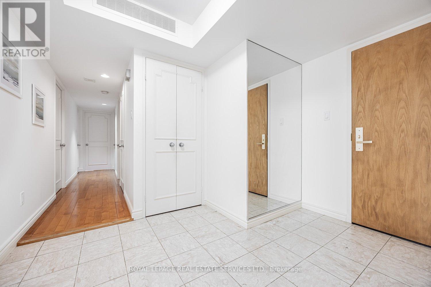 501 - 900 Yonge Street, Toronto, Ontario  M4W 3P5 - Photo 3 - C12448267