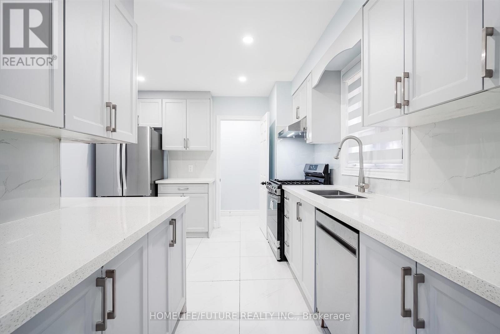 (Full House) - 59 Flintridge Road, Toronto, Ontario  M1P 1C4 - Photo 12 - E12448231