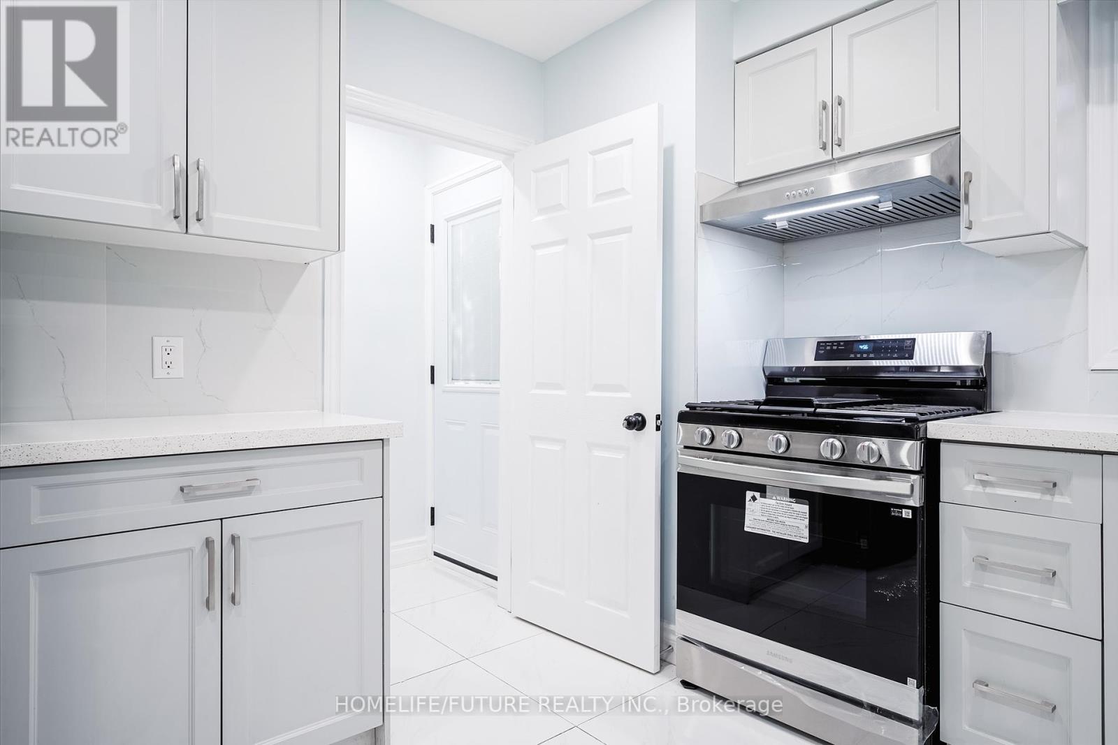 (Full House) - 59 Flintridge Road, Toronto, Ontario  M1P 1C4 - Photo 17 - E12448231