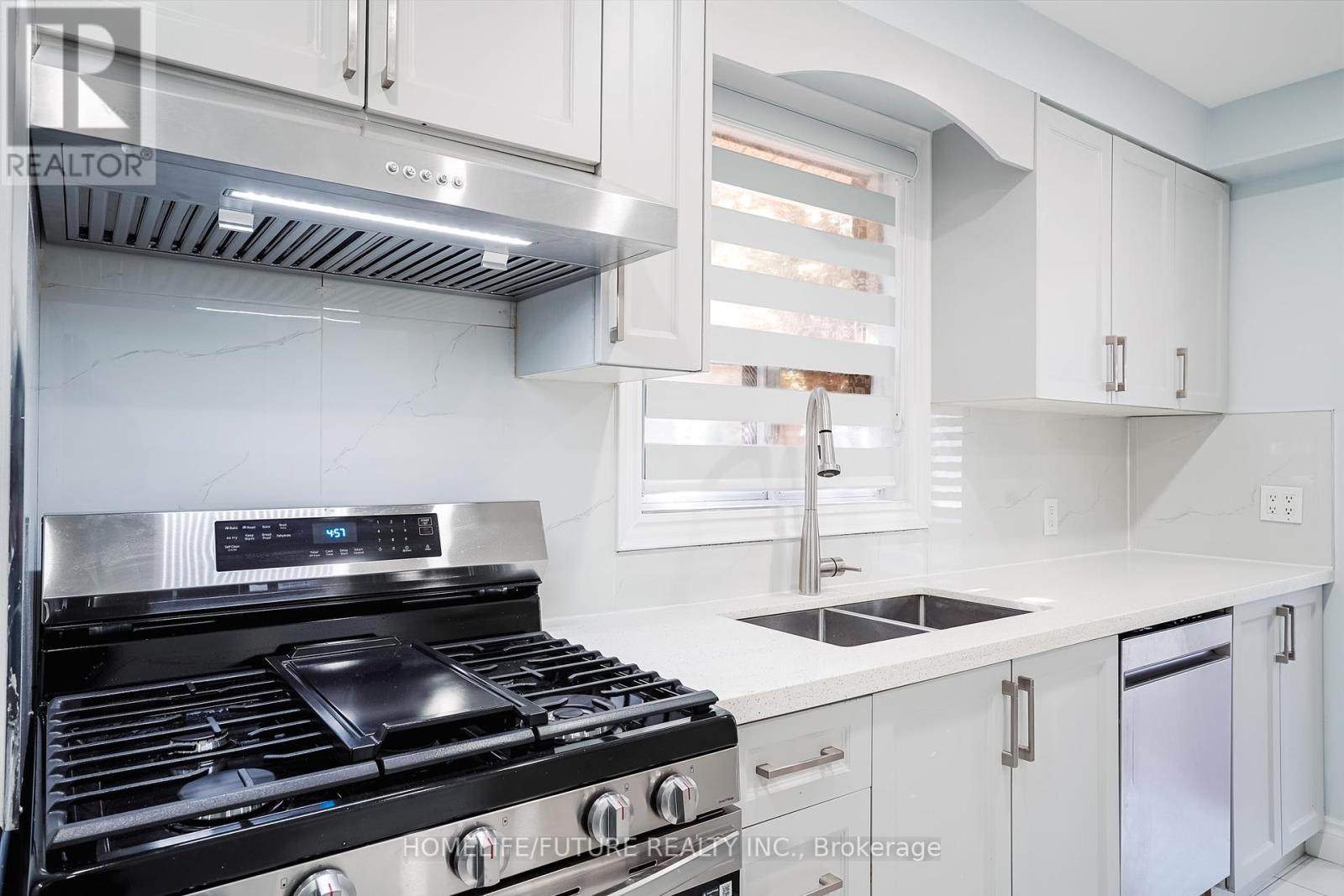 (Full House) - 59 Flintridge Road, Toronto, Ontario  M1P 1C4 - Photo 18 - E12448231