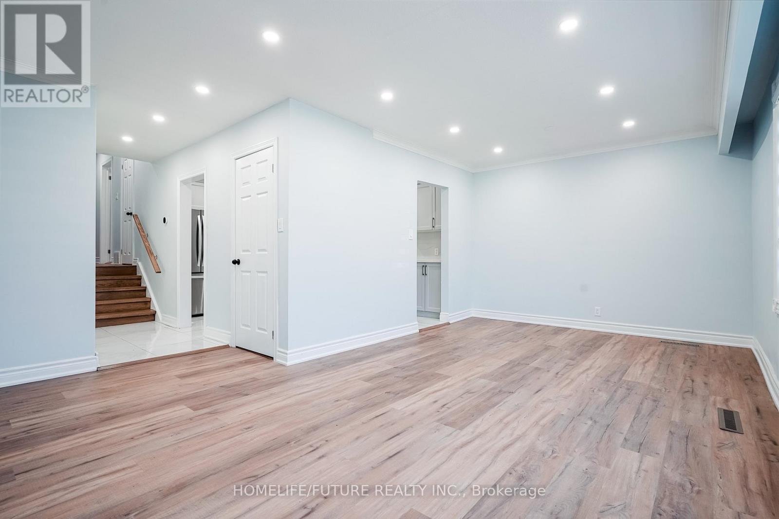 (Full House) - 59 Flintridge Road, Toronto, Ontario  M1P 1C4 - Photo 8 - E12448231