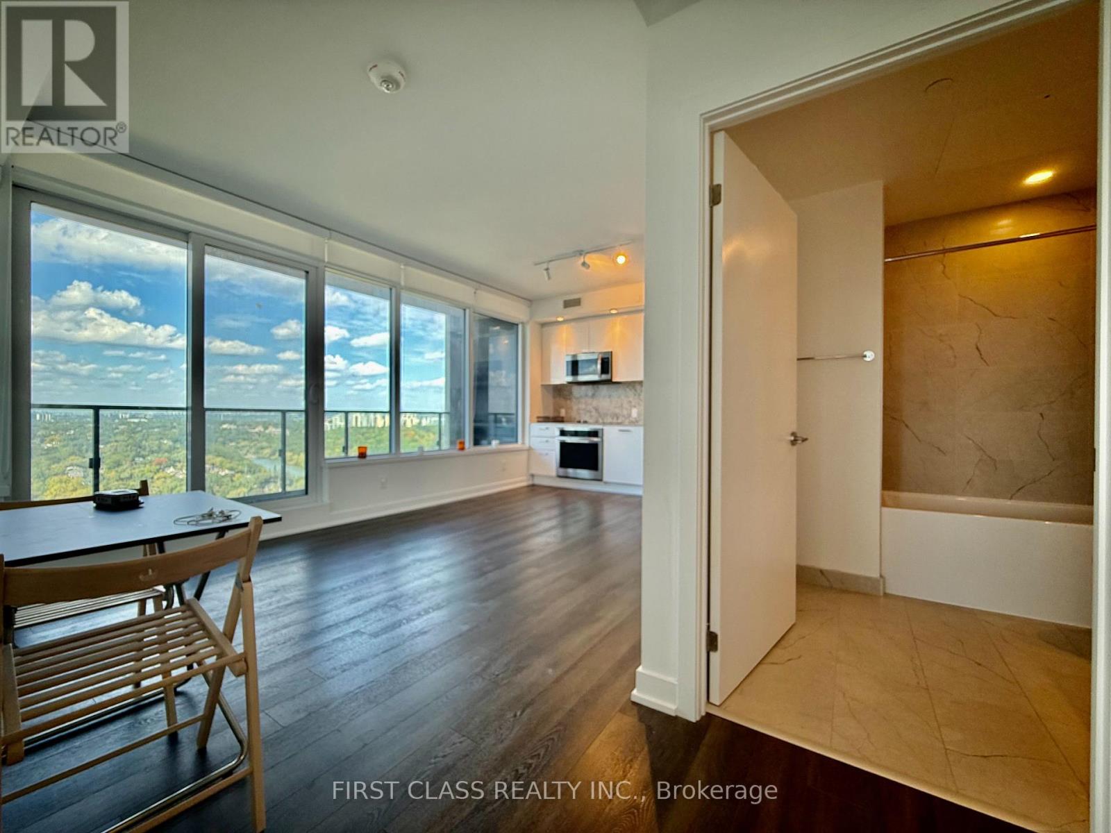 3812 - 1926 Lake Shore Boulevard W, Toronto, Ontario  M6S 0B1 - Photo 16 - W12446005