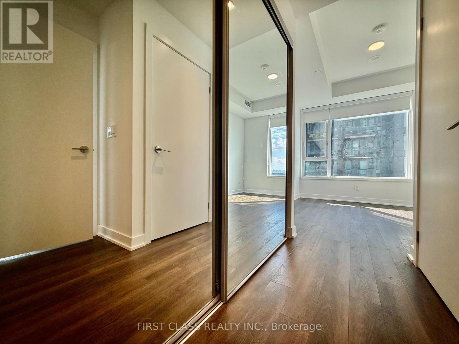 3812 - 1926 Lake Shore Boulevard W, Toronto, Ontario  M6S 0B1 - Photo 20 - W12446005