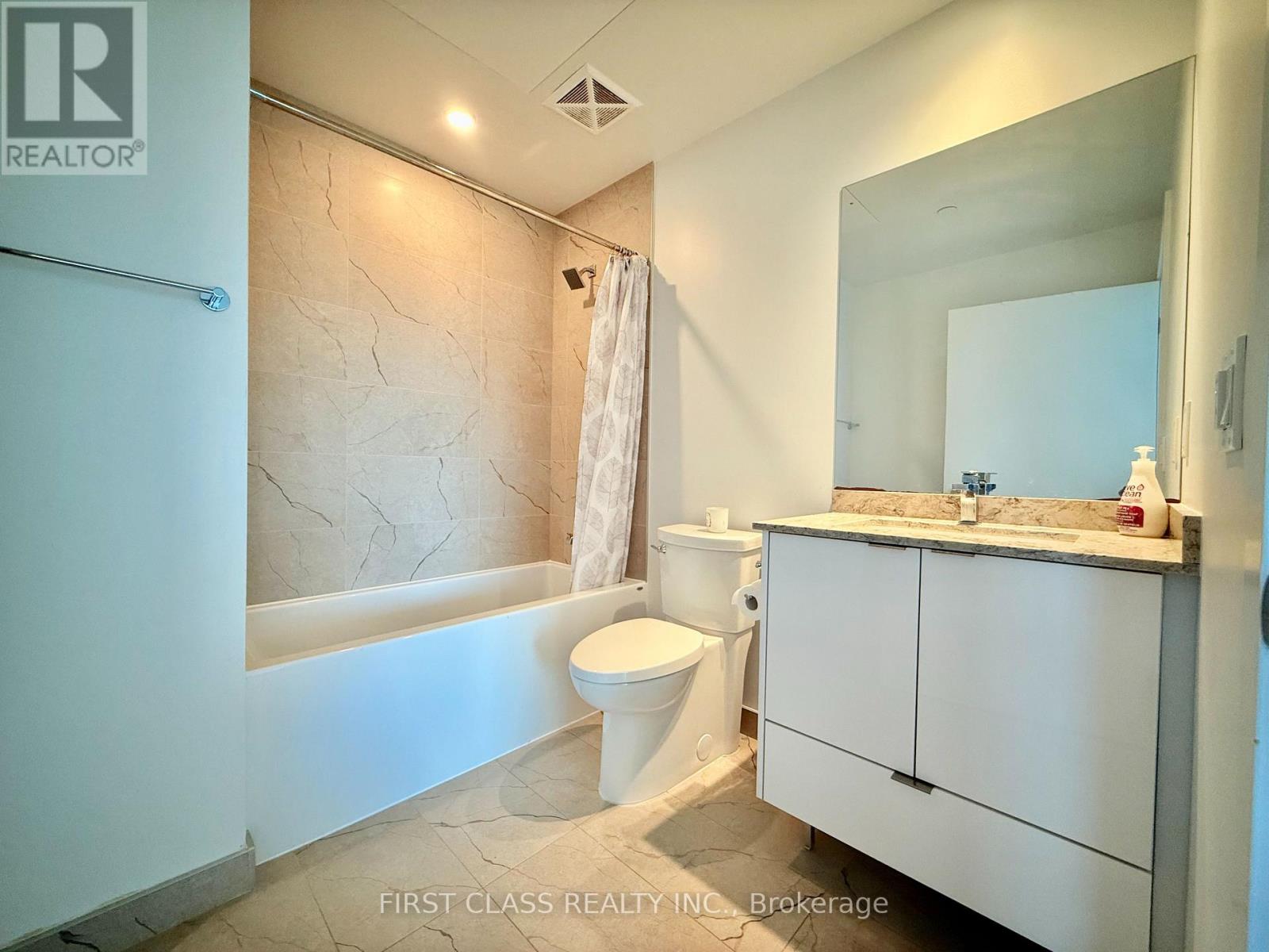 3812 - 1926 Lake Shore Boulevard W, Toronto, Ontario  M6S 0B1 - Photo 8 - W12446005