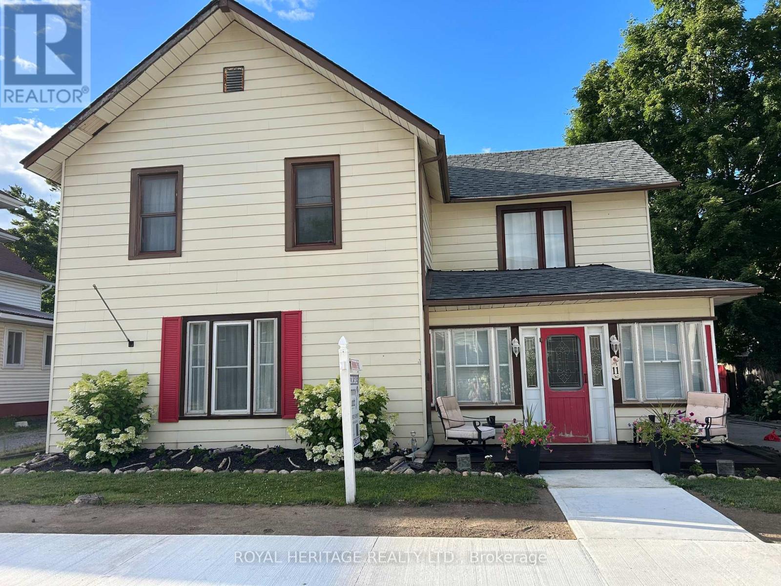 11 George Street E, Havelock-Belmont-Methuen (Havelock), Ontario  K0L 1Z0 - Photo 2 - X12448291