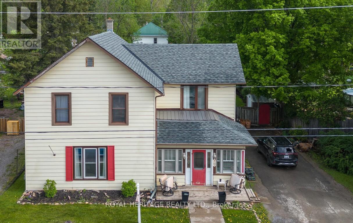 11 George Street E, Havelock-Belmont-Methuen (Havelock), Ontario  K0L 1Z0 - Photo 3 - X12448291