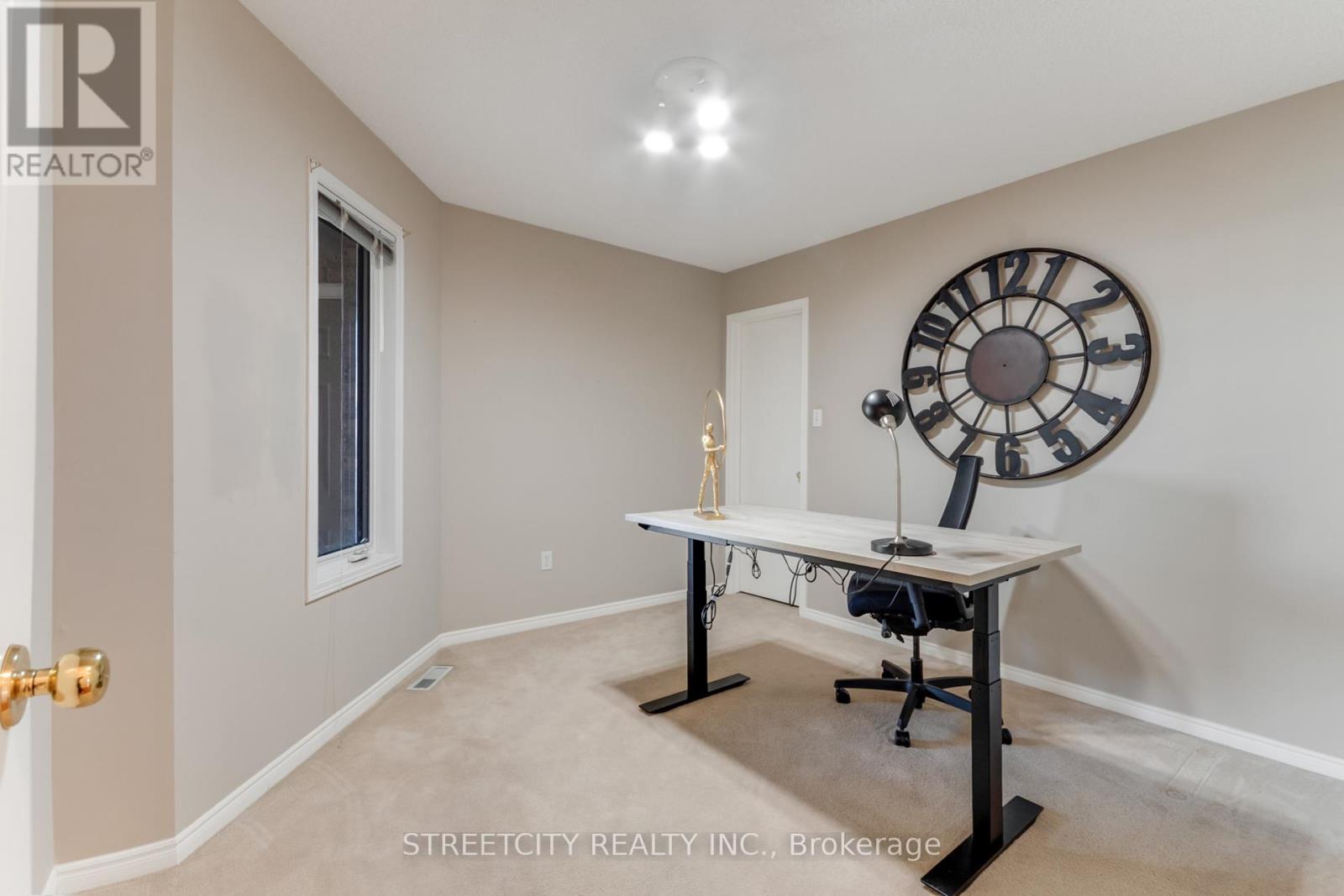 34 - 861 Shelborne Street, London South, Ontario  N5Z 5C5 - Photo 13 - X12448297