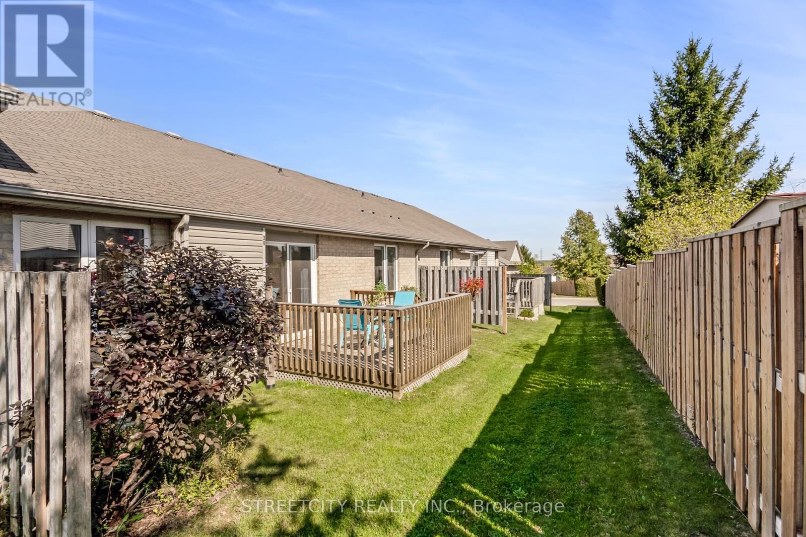 34 - 861 Shelborne Street, London South, Ontario  N5Z 5C5 - Photo 28 - X12448297