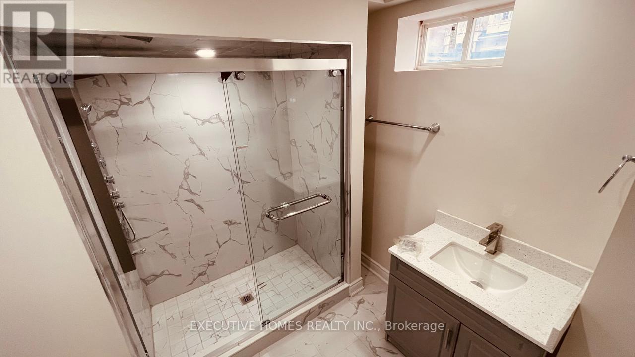 444 Grindstone Trail, Oakville, Ontario  L6H 0S3 - Photo 6 - W12448203