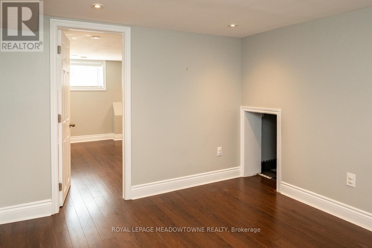 17 Kersdale Avenue, Toronto (Keelesdale-Eglinton West), Ontario  M6M 1C9 - Photo 25 - W12448228