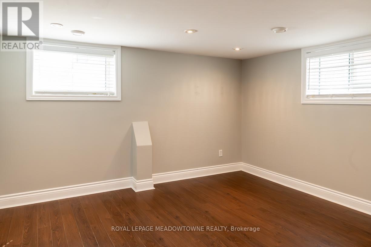 17 Kersdale Avenue, Toronto (Keelesdale-Eglinton West), Ontario  M6M 1C9 - Photo 26 - W12448228