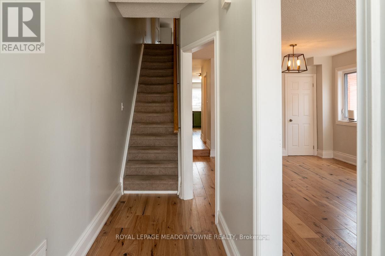 17 Kersdale Avenue, Toronto (Keelesdale-Eglinton West), Ontario  M6M 1C9 - Photo 3 - W12448228