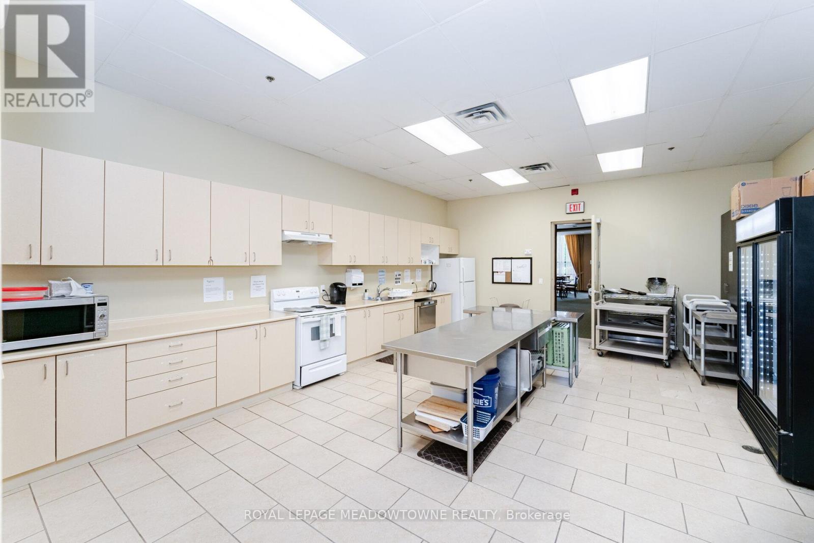 68 Amarillo Road, Brampton (Sandringham-Wellington), Ontario  L6R 4A5 - Photo 44 - W12448248