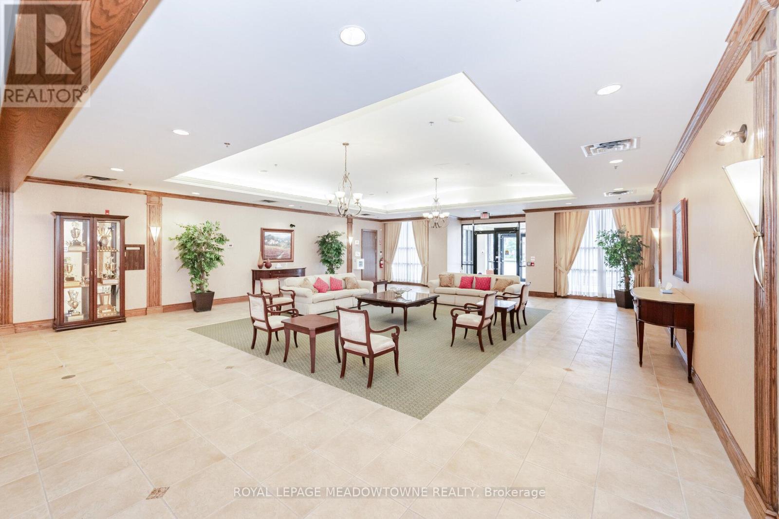 68 Amarillo Road, Brampton (Sandringham-Wellington), Ontario  L6R 4A5 - Photo 47 - W12448248